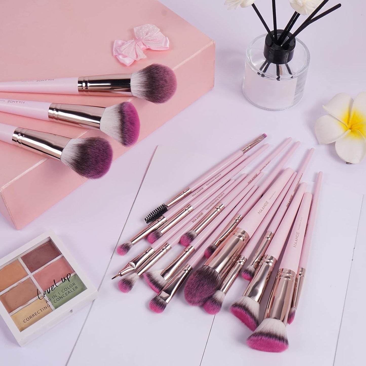 Makeup Brushes 18Pcs Pink